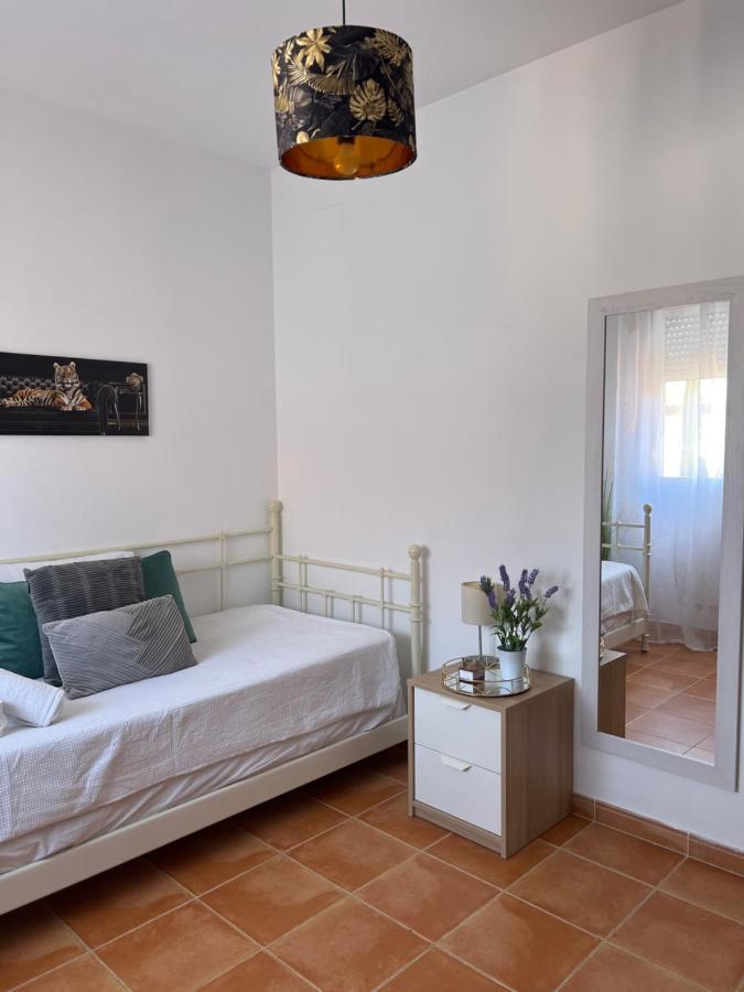 Mex Apartment Майрена дел Алхарафе Екстериор снимка